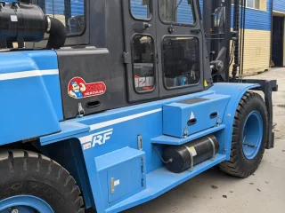 Вилочный погрузчик TRF 