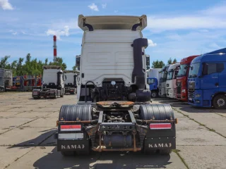 Седельный тягач Камаз