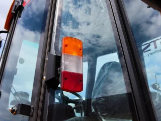 Экскаватор-погрузчик JCB