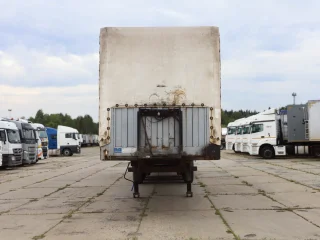 Бортовой полуприцеп Kogel