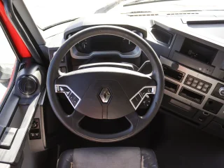 Седельный тягач Renault