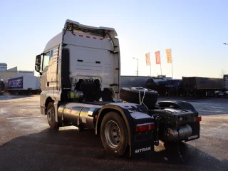 Седельный тягач Sitrak