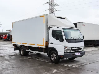 Грузовик-рефрижератор Mitsubishi Fuso