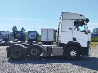 Седельный тягач Renault