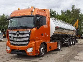 Сцепка седельный тягач Foton Auman A 1846 ADR и полуприцеп-цистерна FoxTank 877722
