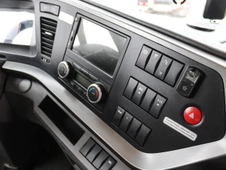 Седельный тягач Dongfeng