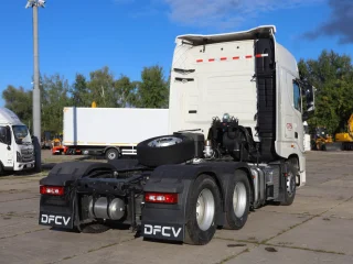 Седельный тягач Dongfeng