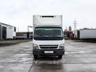 Грузовик-рефрижератор Mitsubishi Fuso