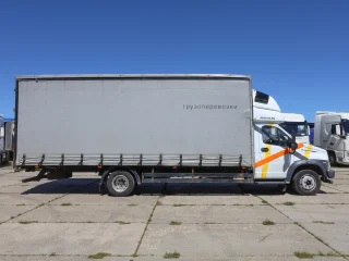 Тентованный грузовик ГАЗ