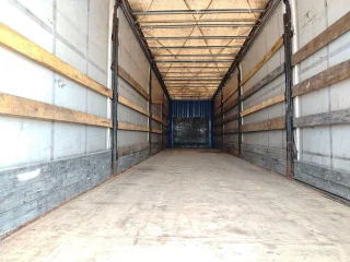 Шторный полуприцеп Krone