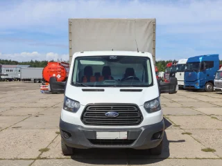 Бортовой тентованный фургон Ford