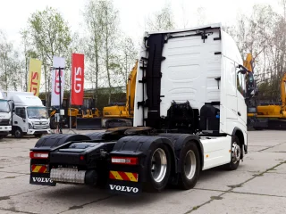 Седельный тягач Volvo