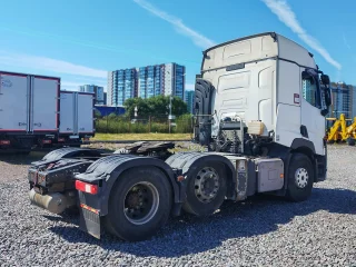 Седельный тягач Renault