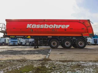Самосвальный полуприцеп Kassbohrer