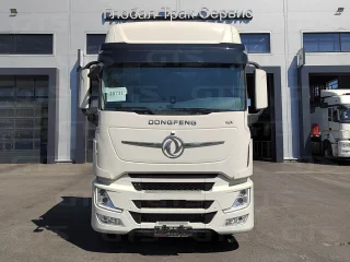 Седельный тягач Dongfeng