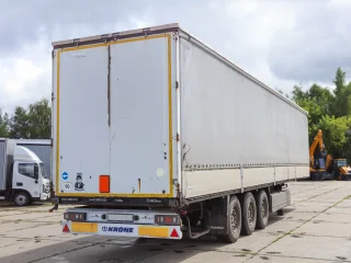 Шторно-бортовой полуприцеп Krone