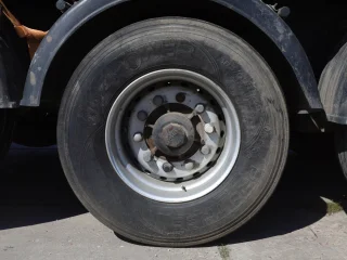 Полуприцеп щеповоз Тонар
