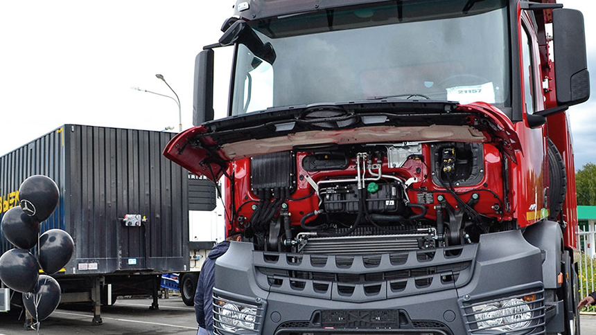 Презентация нового Mercedes-Benz Arocs 4145K 8x4 клиенту – ТД Уралдоломит09.06.2019 — фото 1